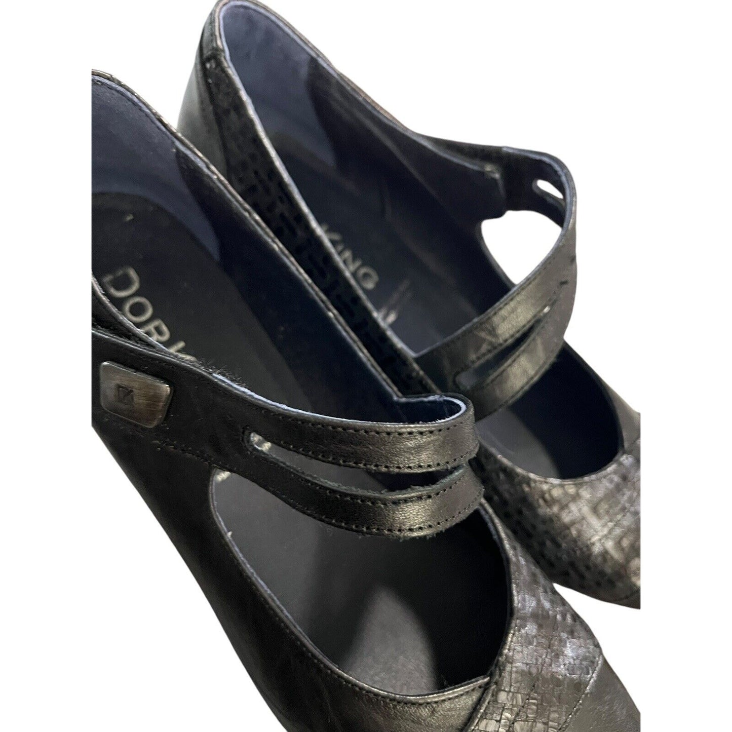 Size 8 (38) Women’s DorKinG Mary Jane’s Metallic Pewter Navy Shoes Heels