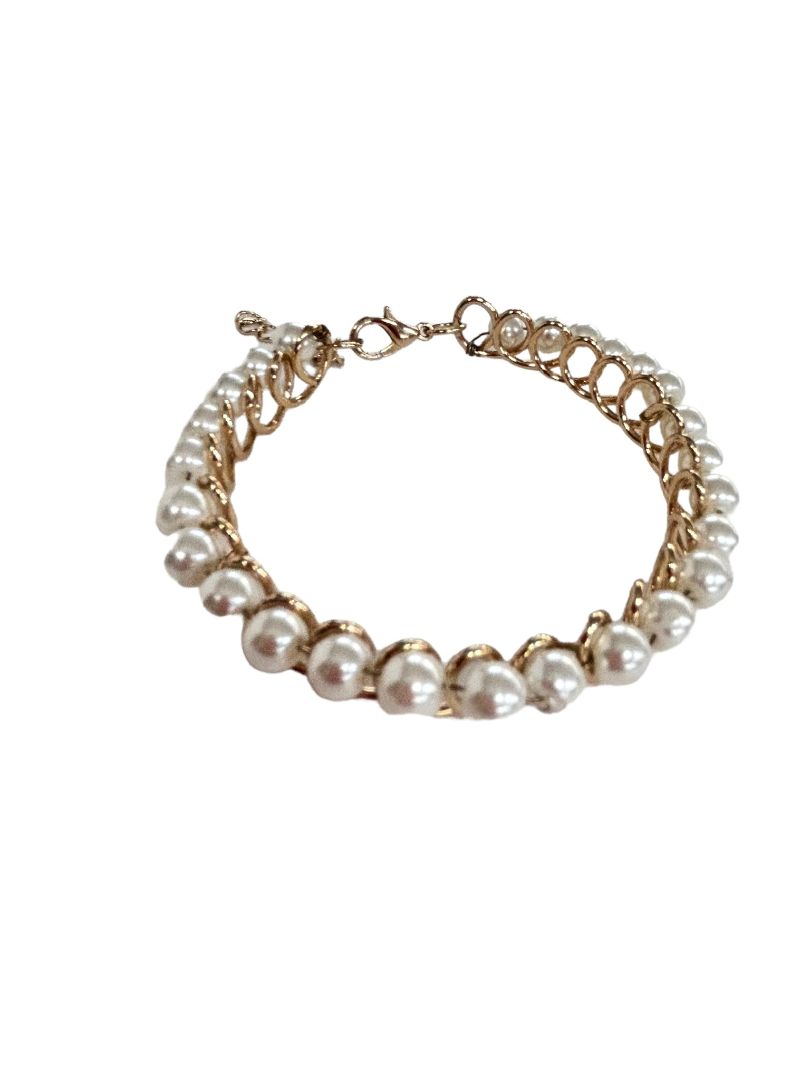 Faux Pearl Goldtone Bracelet Lobster Clasp Swirl Setting  6.5-7.5"