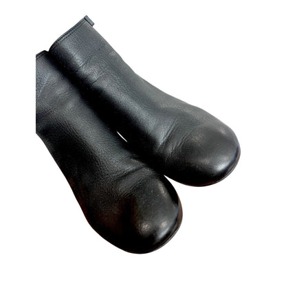 Tory Burch Brooke Black Ankle Wedge Woman Boots Size 9 EUC Pebbled Leather