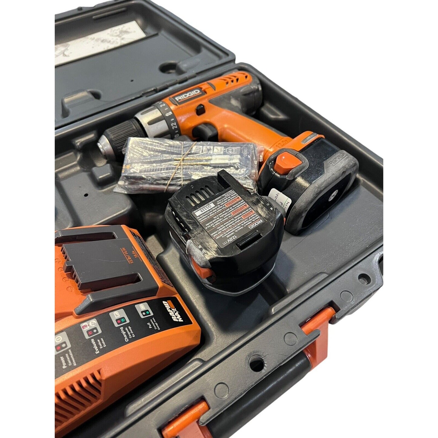 Ridgid 12V 3/8 in Cordless Drill R82001 Case 2 Batteries & Charger Tested More