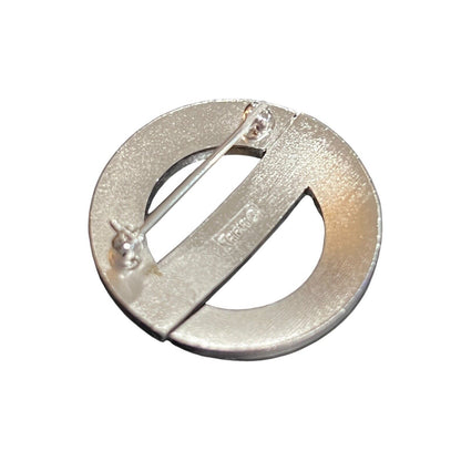 Vintage Trifari Brooch Circle Silver Tone Signed Shiny And Etched