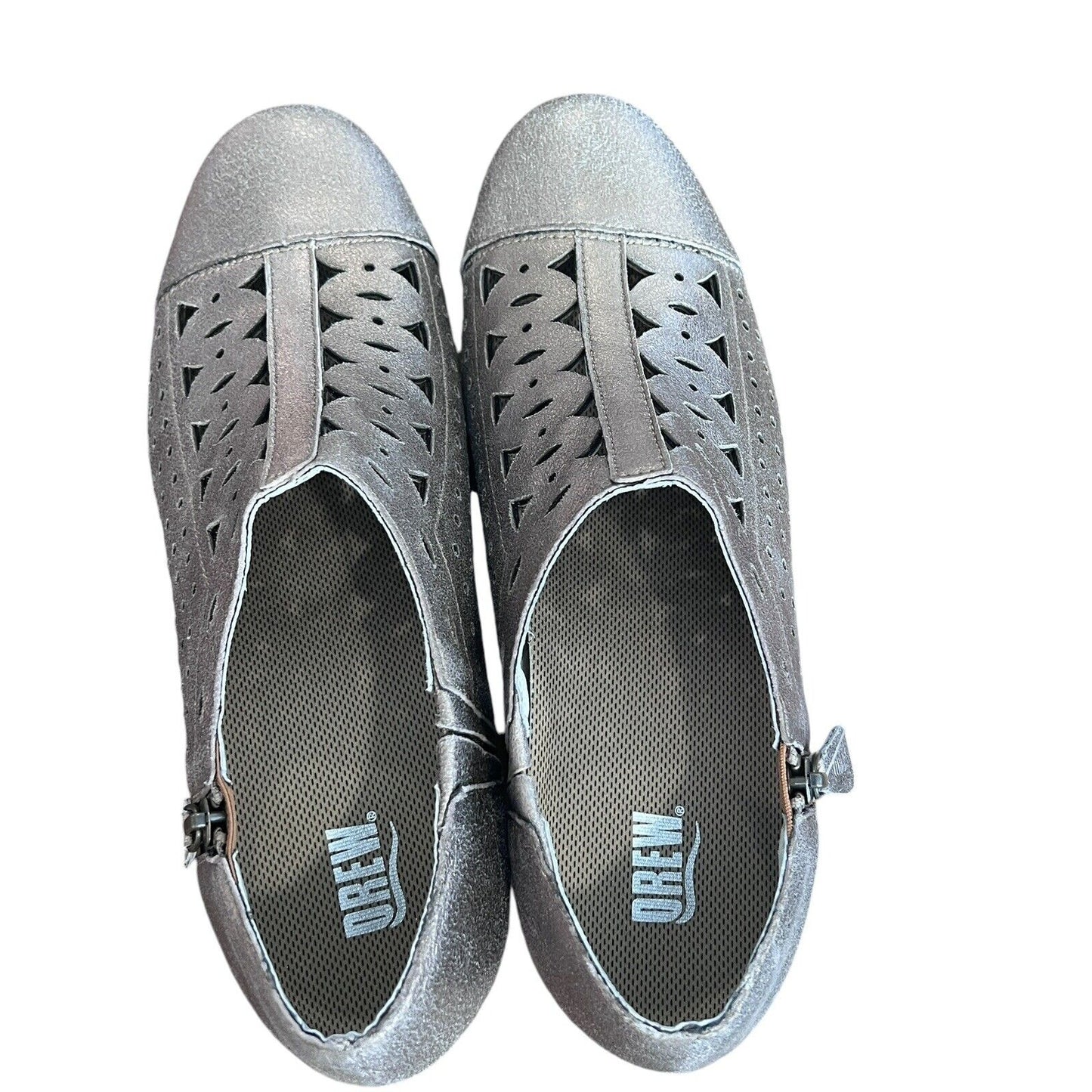 Drew Comfort Shoes Metro NEW Women's 9.5 Narrow Microdot Flat Gold Metal Cutout