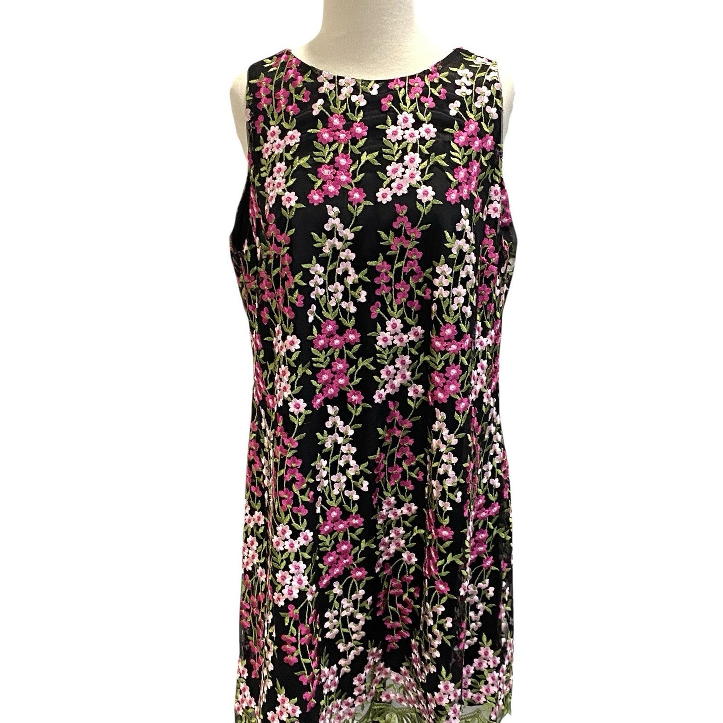 Tahari Arthur S. Levine Dress Black Floral Size 10 Embroidered Sleeveless
