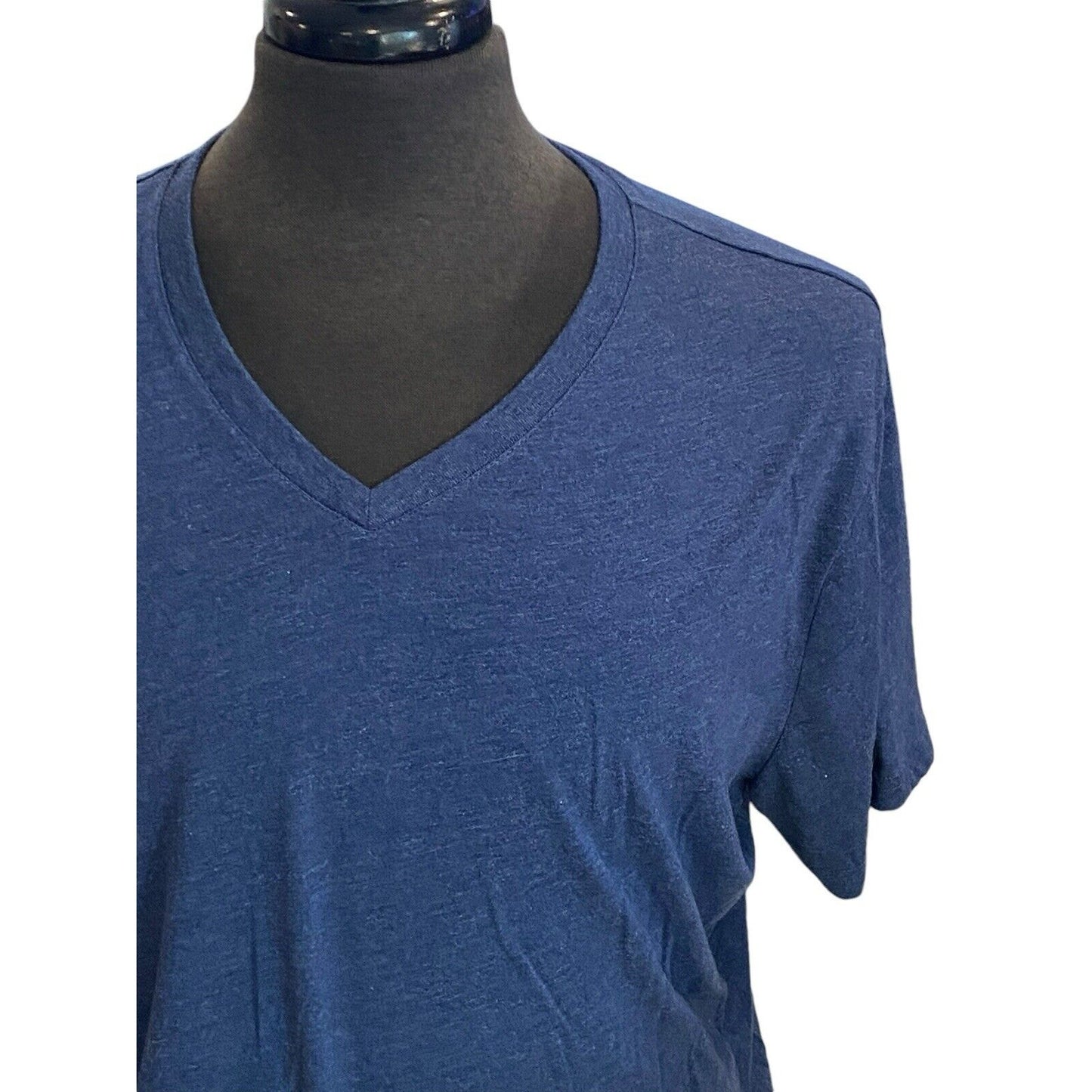 Size XL Men’s Banana Republic Dark Blue Solid Shirt V Neck T-Shirt
