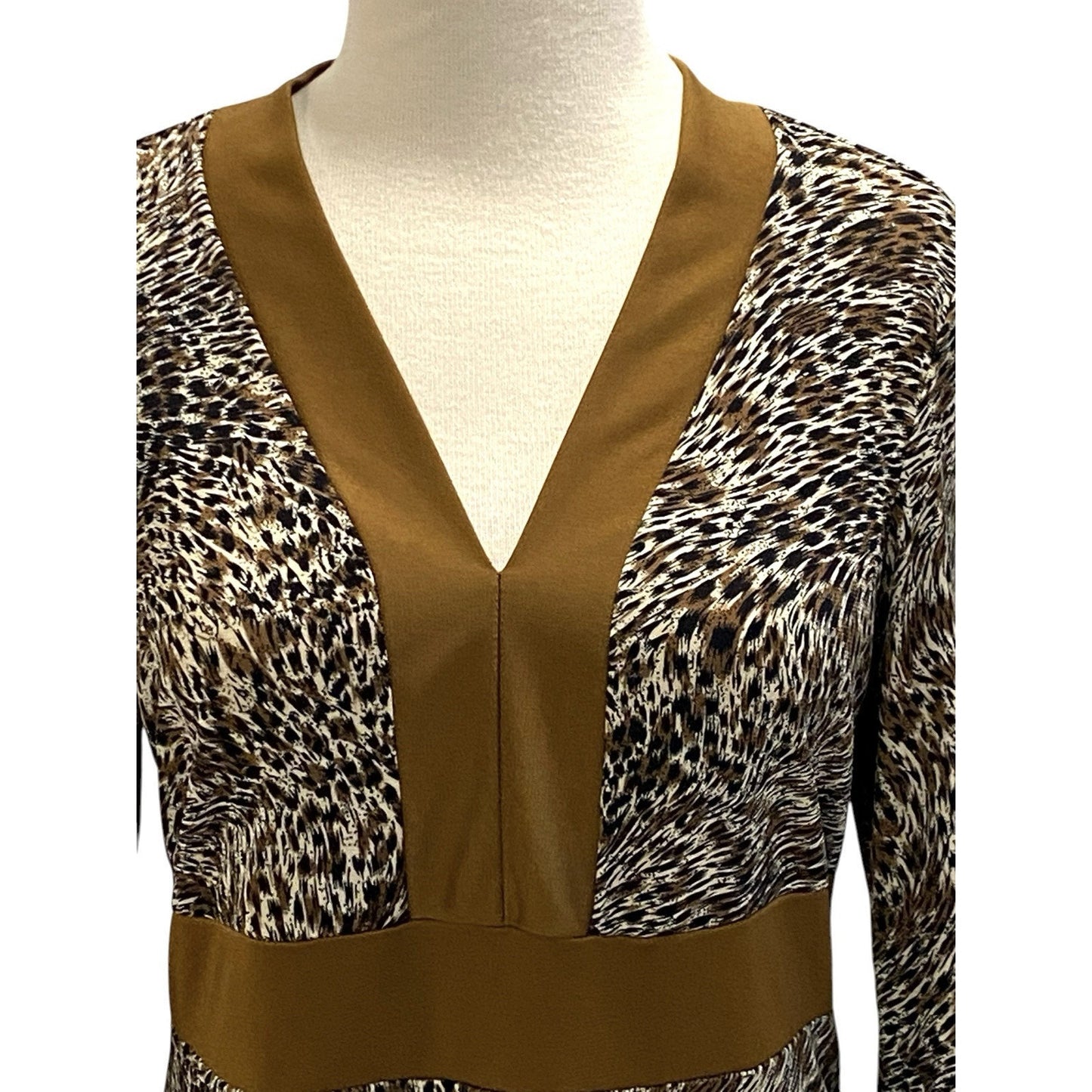 Rafael Women's Tunic Blouse Size Small Animal Print Cheetah Party Flattering