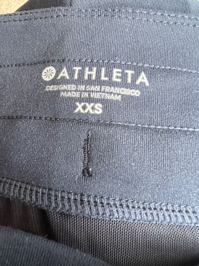 XXS Athleta Metro Downtown Navy Shorts Grosgrain Trim Pockets Work Travel. Rn 54023