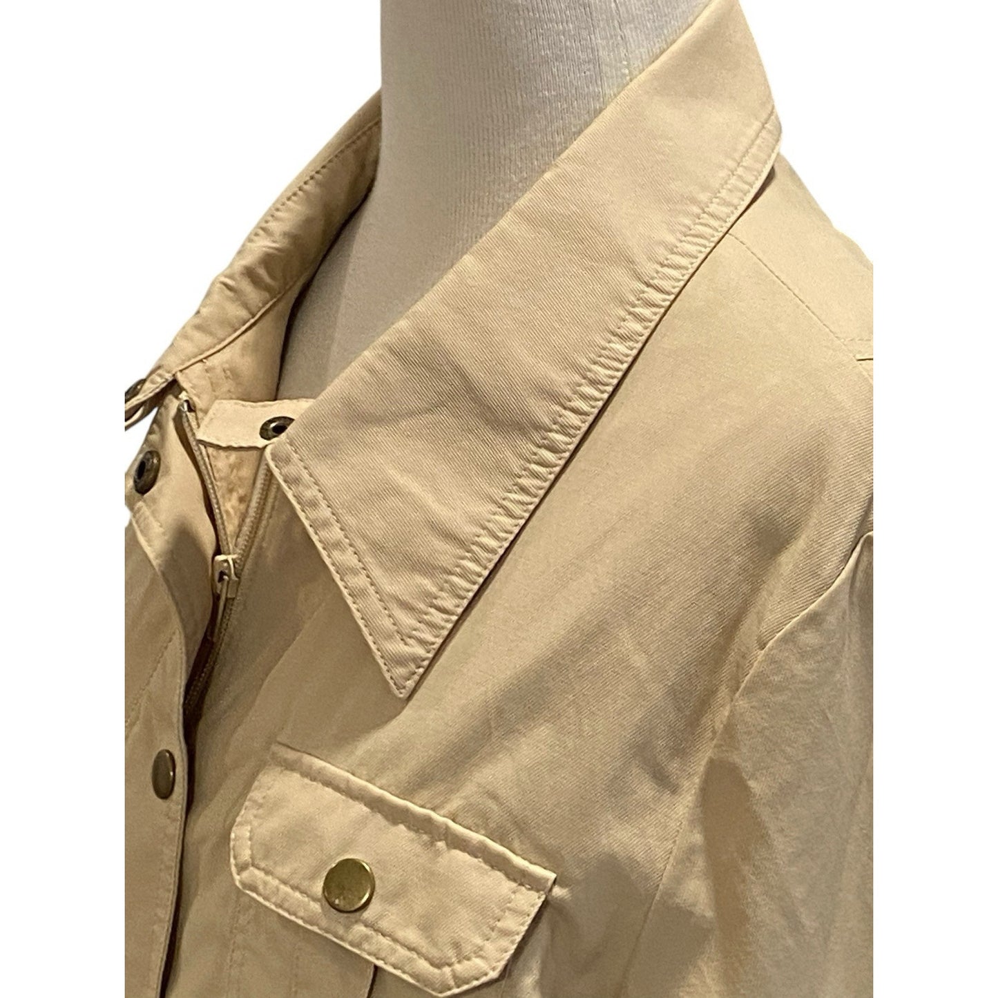 Montana Co. Jacket Size Medium Safari Tan Twill 4 Pocket Gorpcore Adventure