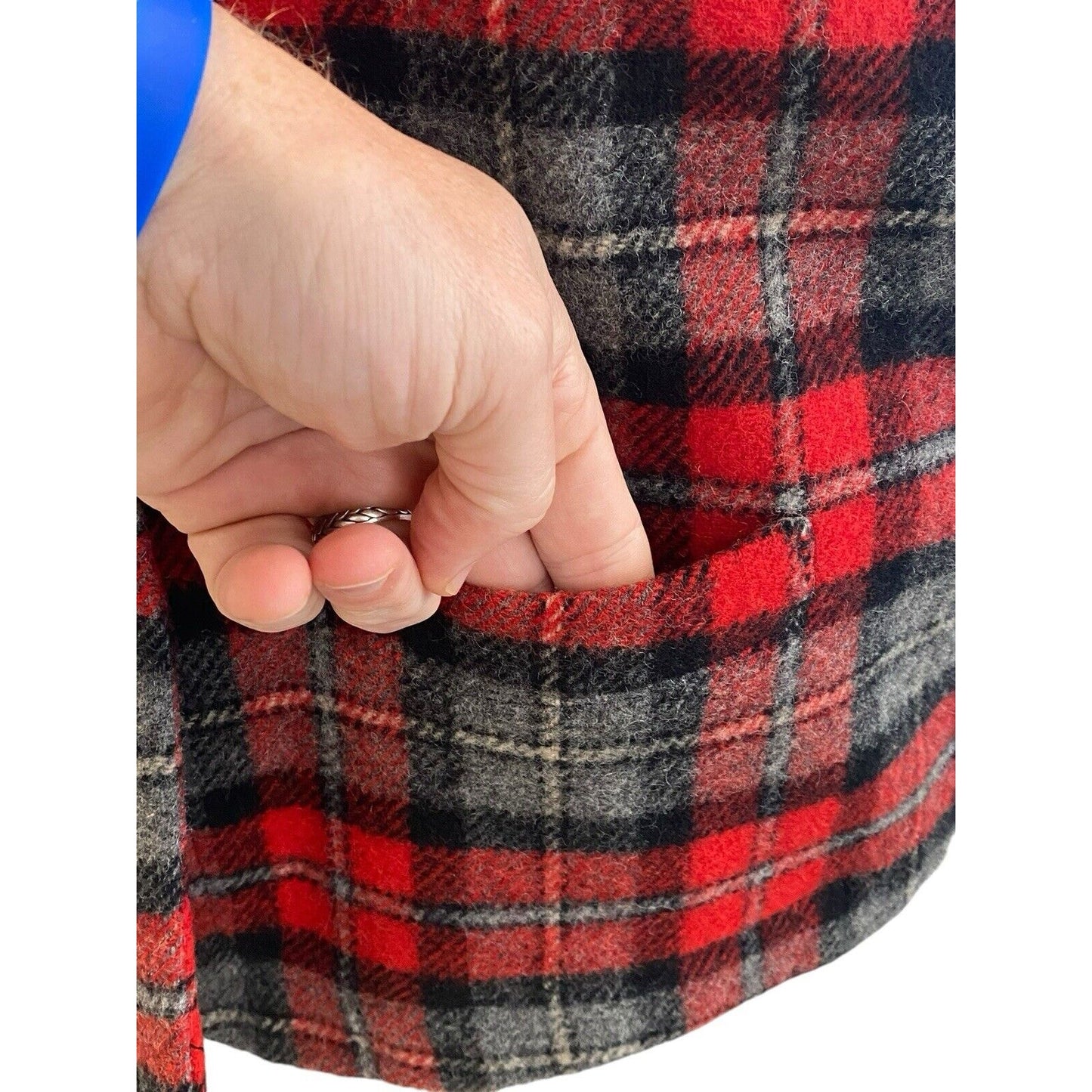 Petite Large Eddie Bauer Women Wool Plaid Red Black Grey Button Pocket Vest