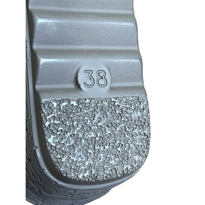 Size 8 Bjorndal Libby Womens Gray Wedge Heel Suede Booties Boots