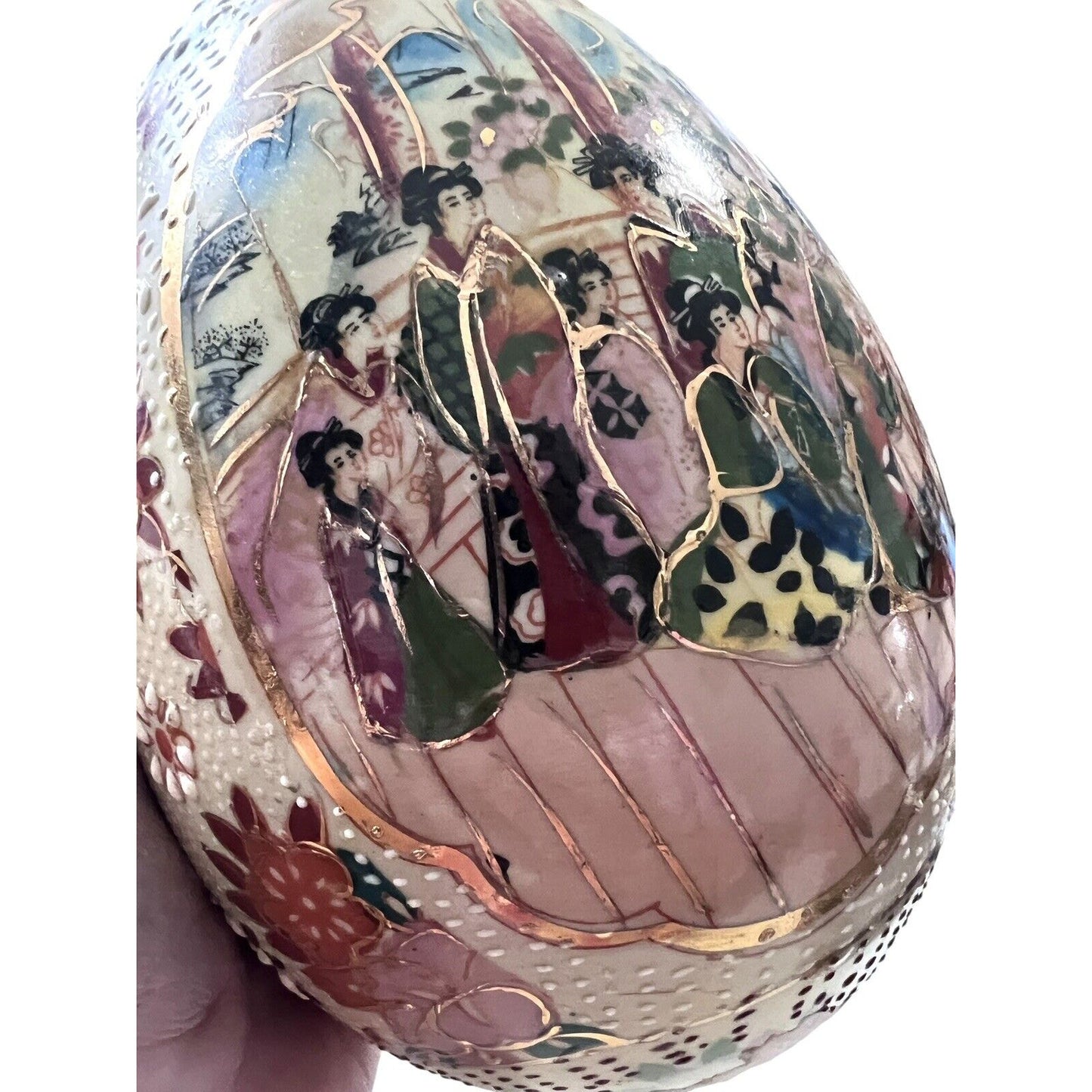 VTG Japanese Porcelain Hand Painted Egg Geisha Flowers Oriental 6 3/4” Tall