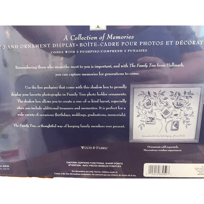 Hallmark Keepsake The Family Tree Photo & Ornament Display 14” X 12”, 2004