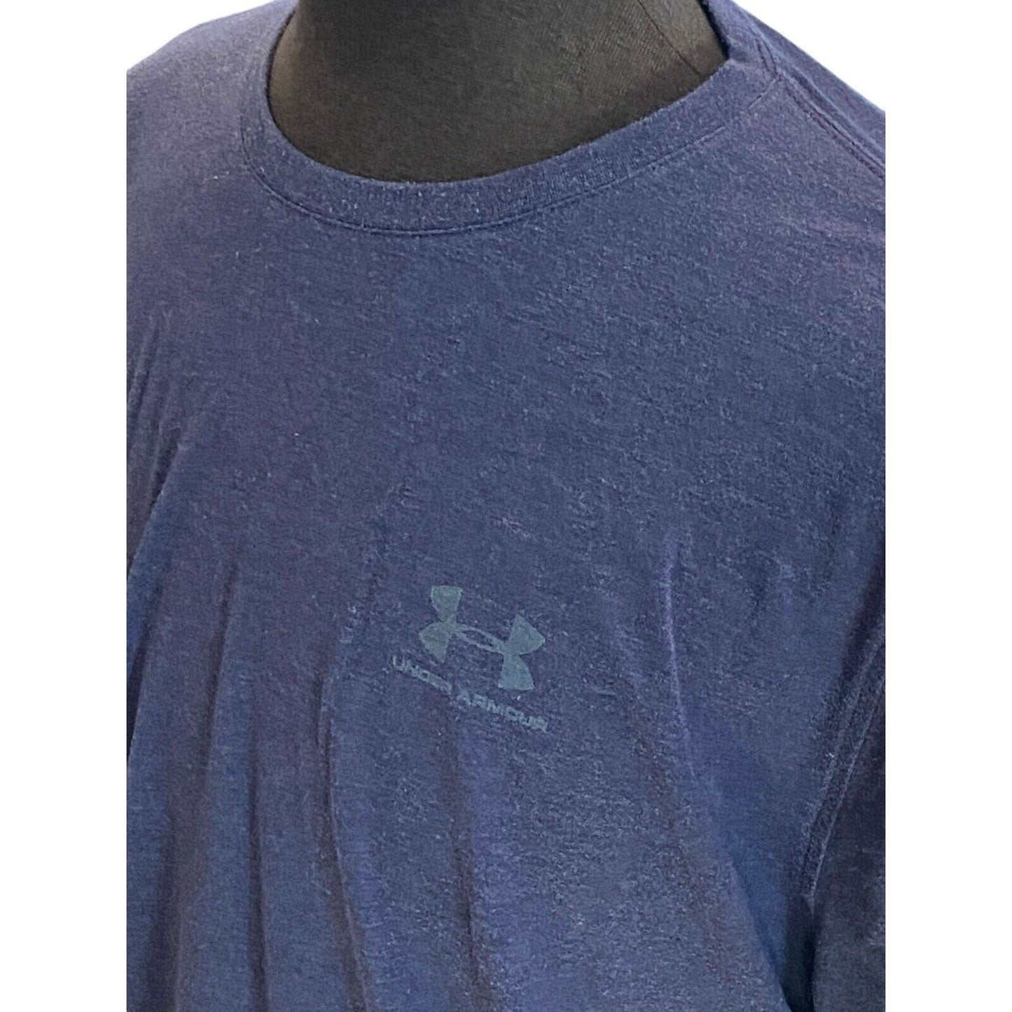 Size XL Men’s Under Armour Heat Gear Solid Shirt Crew Neck Athletic Shirt