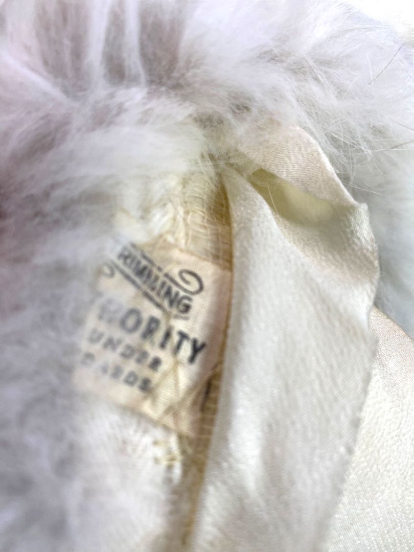 Vintage White Fox Fur Collar 18" Curved Neck Bridal Satin Back