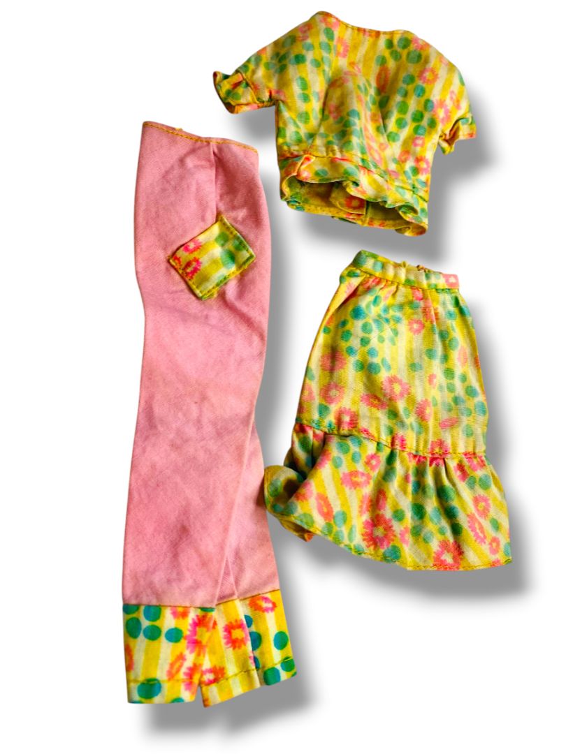 1966 Barbie Francie Color Magic #4041 Top Skirt Pants Mattel