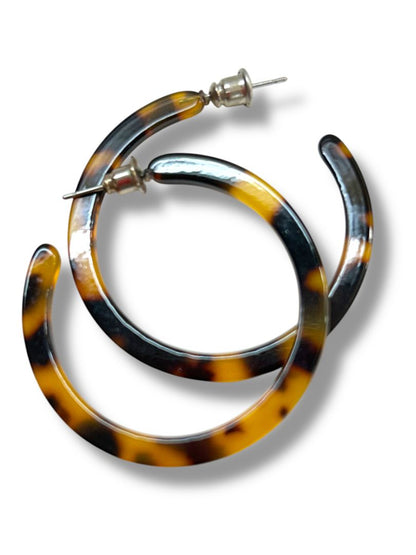 2 Pair Pierced Earrings Hoops Acrylic Tortoise Silvertone 1.5" Diameter