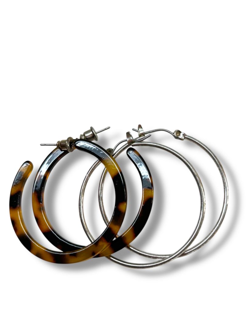 2 Pair Pierced Earrings Hoops Acrylic Tortoise Silvertone 1.5" Diameter