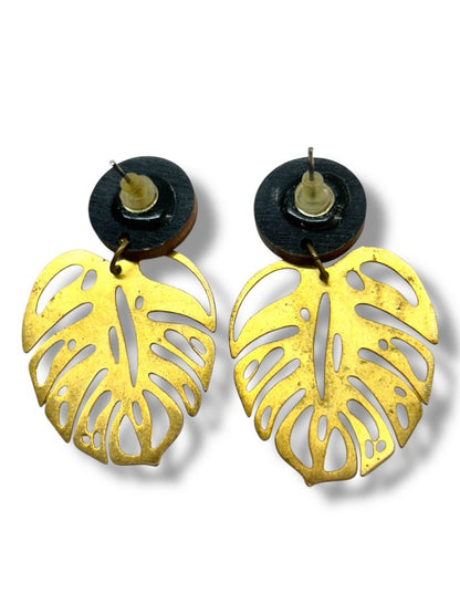 Vintage 2 Pair Pierced Earrings Acrylic Hoop Dangle Leaf