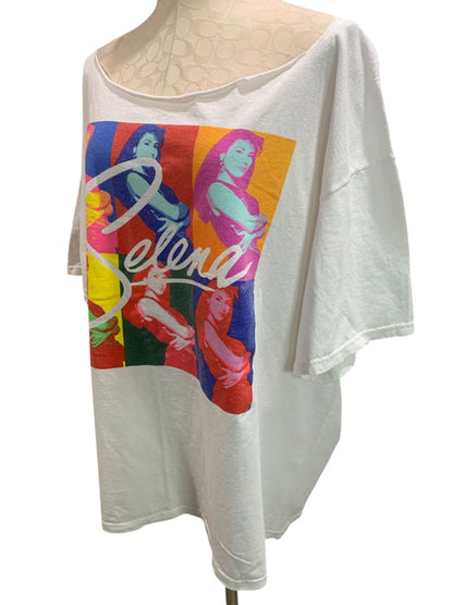 Size 3X Selena Womens White Print Graphic Tshirt