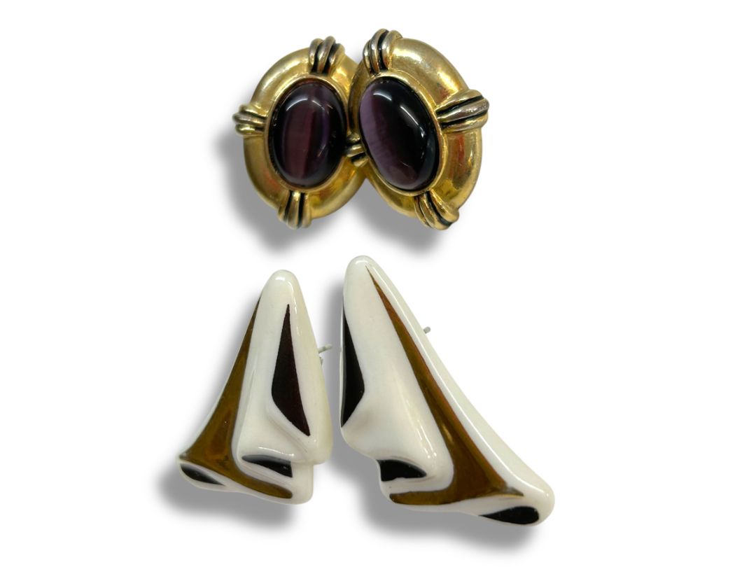 1980s 2 Pair Pierced Earrings Goldtone Purple Abstract
