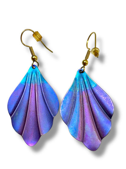 1980s 2 Pair Pierced Earrings Shell Design Goldtone Purple
