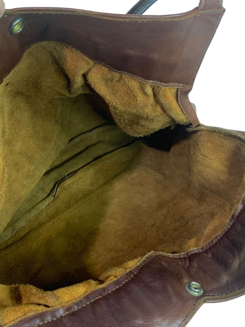 1980s Brown Leather Hobo Shoulder Bag Snap Closure Front Pocket