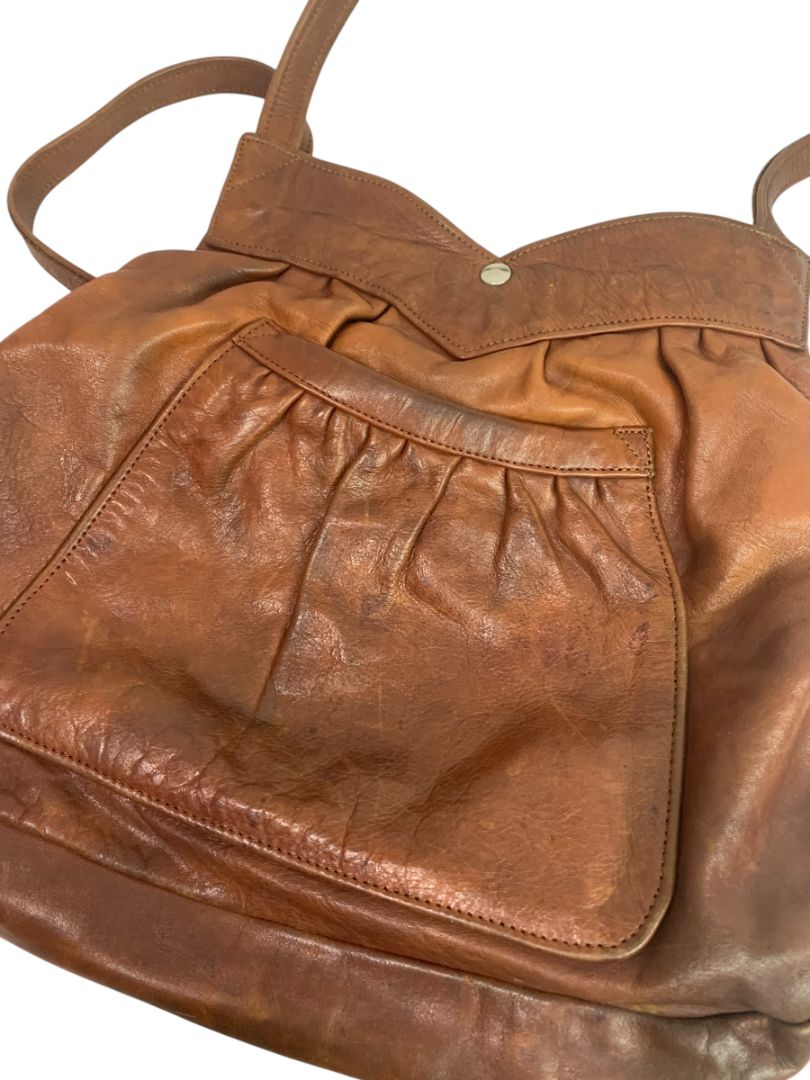1980s Brown Leather Hobo Shoulder Bag Snap Closure Front Pocket