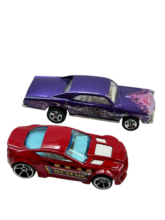 2 Hot Wheels Diecast Cars Rescue 67 Pontiac GTO Purple