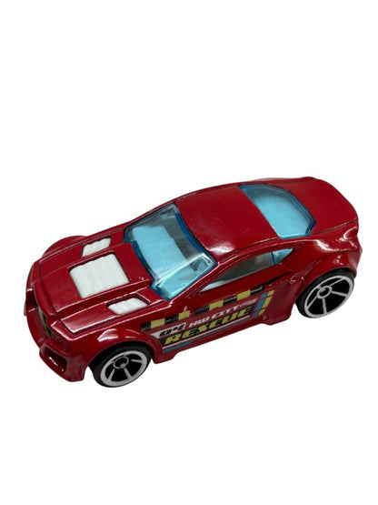 2 Hot Wheels Diecast Cars Rescue 67 Pontiac GTO Purple