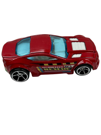 2 Hot Wheels Diecast Cars Rescue 67 Pontiac GTO Purple