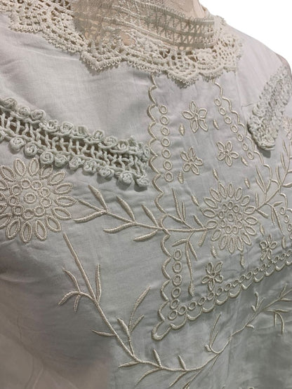 Small Ivory Womens Sleeveless Shirt Embroidery Lace Floral Feminine