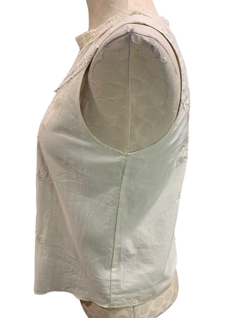 Small Ivory Womens Sleeveless Shirt Embroidery Lace Floral Feminine