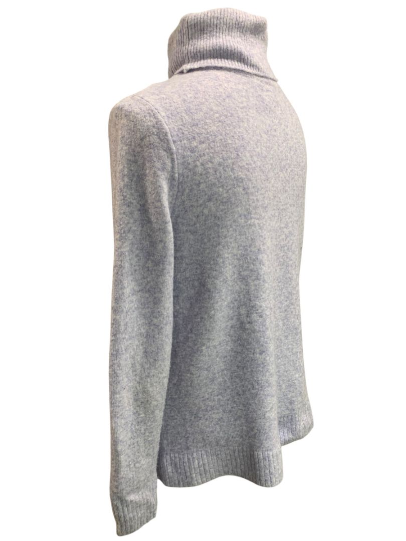 Size XS J.Crew Button Turtleneck Womens Extra Soft Yarn Lilac BC907