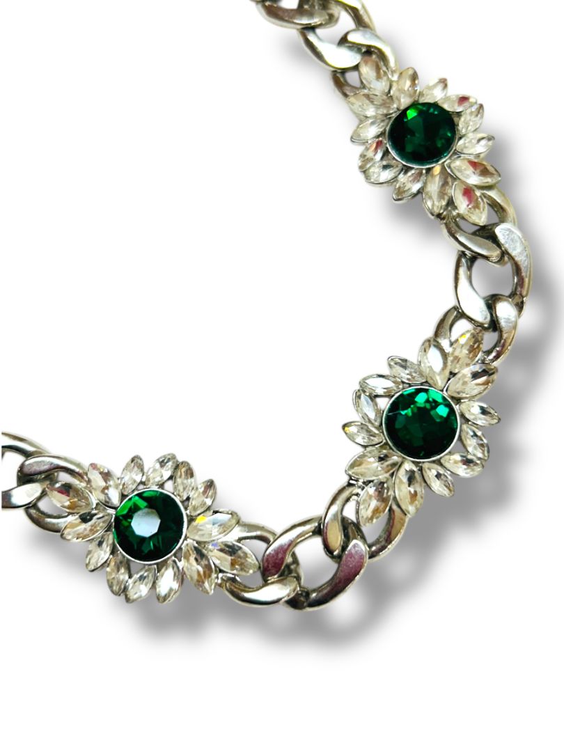Chunky Silvertone Green Choker Necklace Flowers 12-15.5"