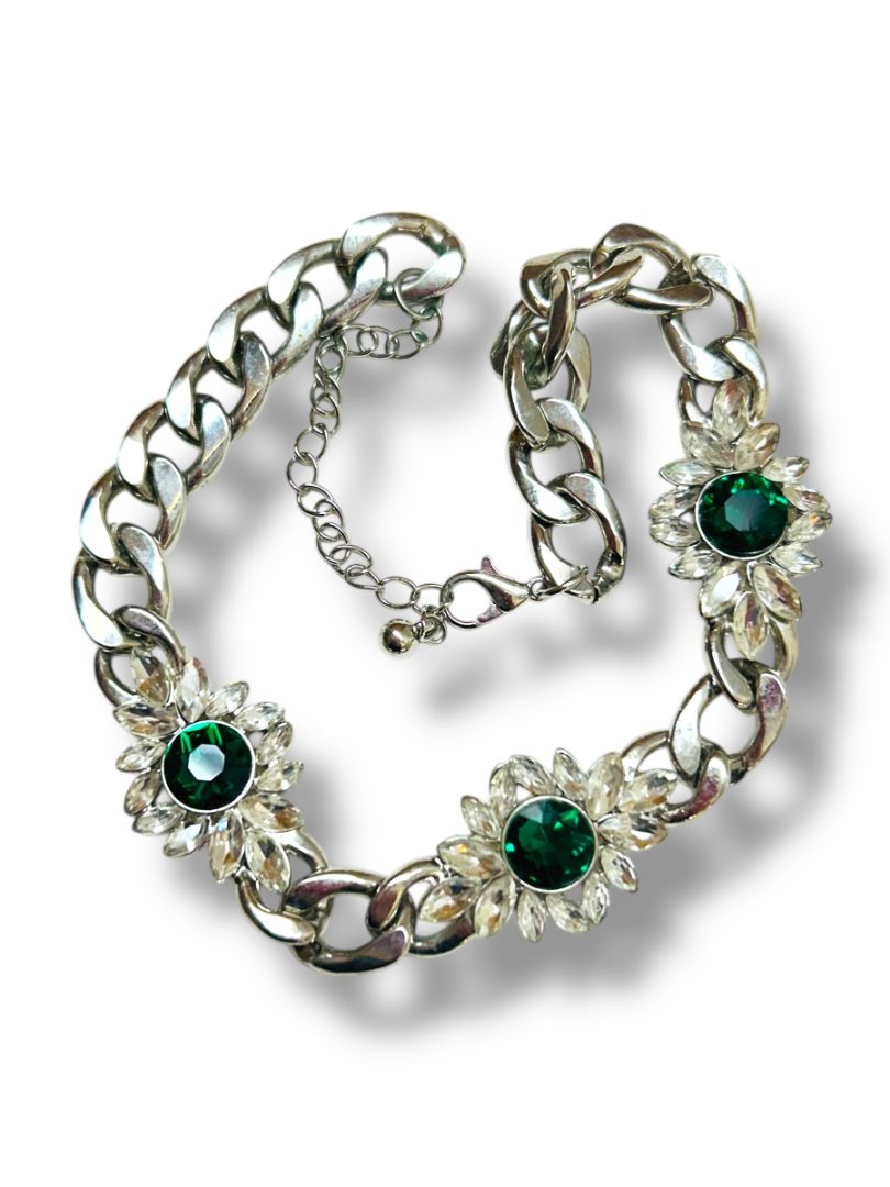 Chunky Silvertone Green Choker Necklace Flowers 12-15.5"