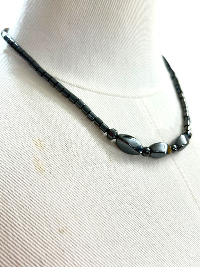 Hematite Necklace Screw Barrel Clasp 18.5"