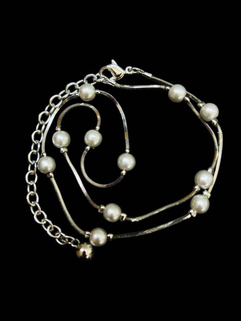 Silvertone Faux Light Gray Pearl Beaded  Chain Necklace 16-19" Lobster Clasp