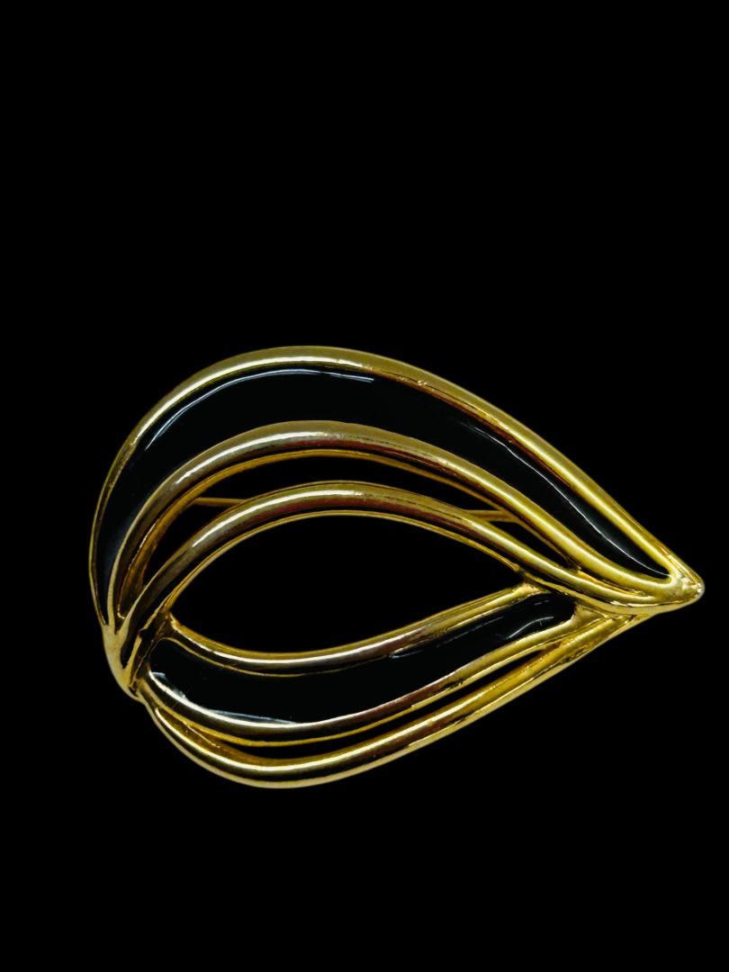 Vintage Brooch Pin Goldtone Black Enameled 1980s Retro Swirl Teardrop