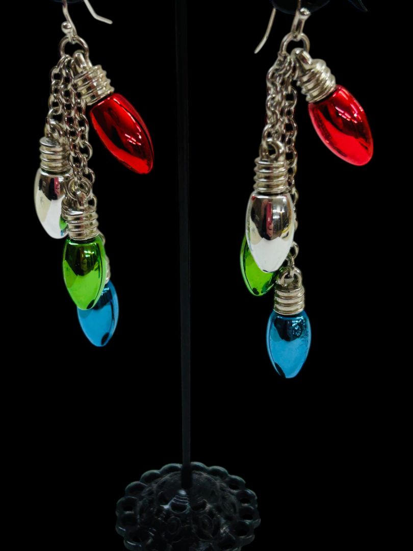 Silvertone Holiday Christmas Bulb Pierced Fishhook Earrings 2.75" Drop