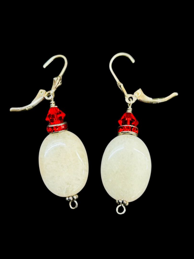 White Red Silvertone Pierced Leverback Earrings 2" Drop