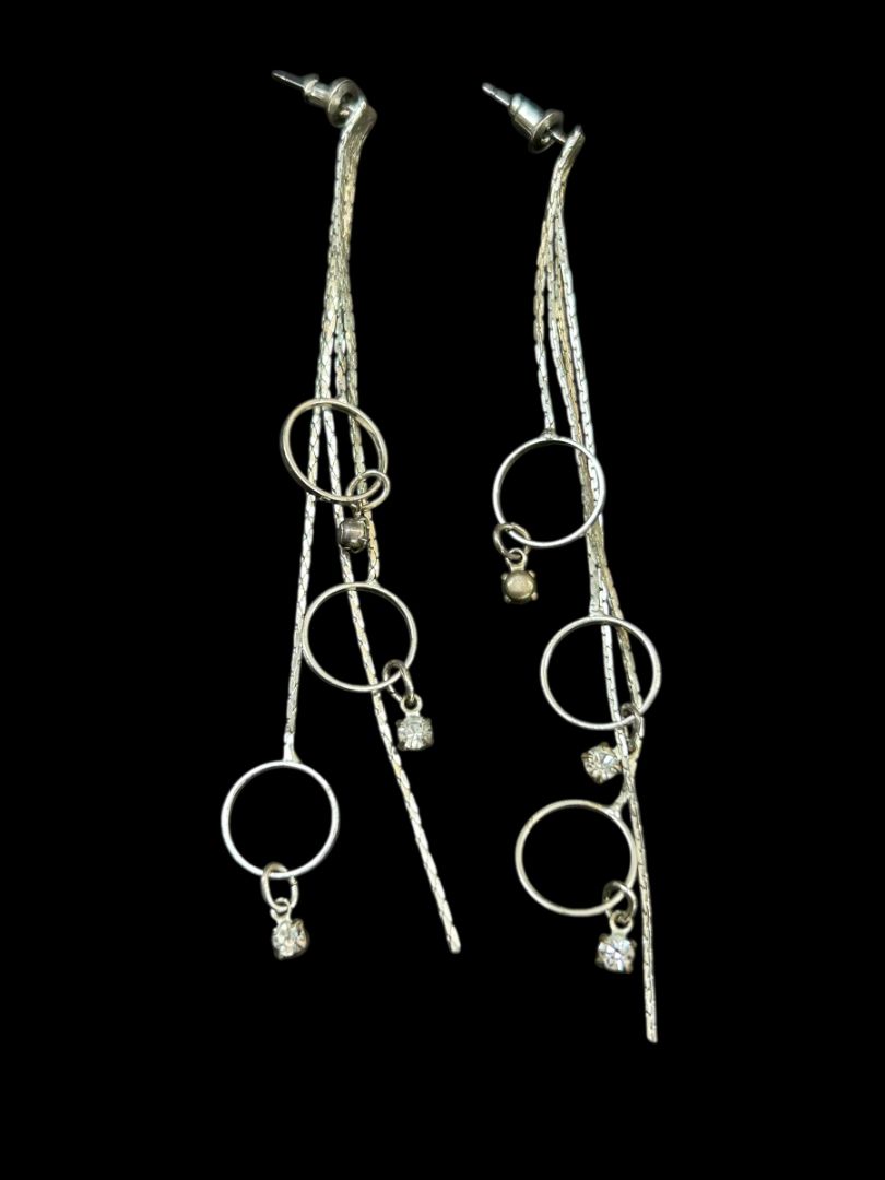Silvertone Post Pierced Earrings Chain Circles 3.5" Drop Dangle