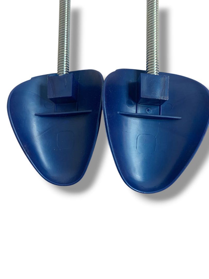 Womens Flexible Metal Plastic Ends Shoe Shapers