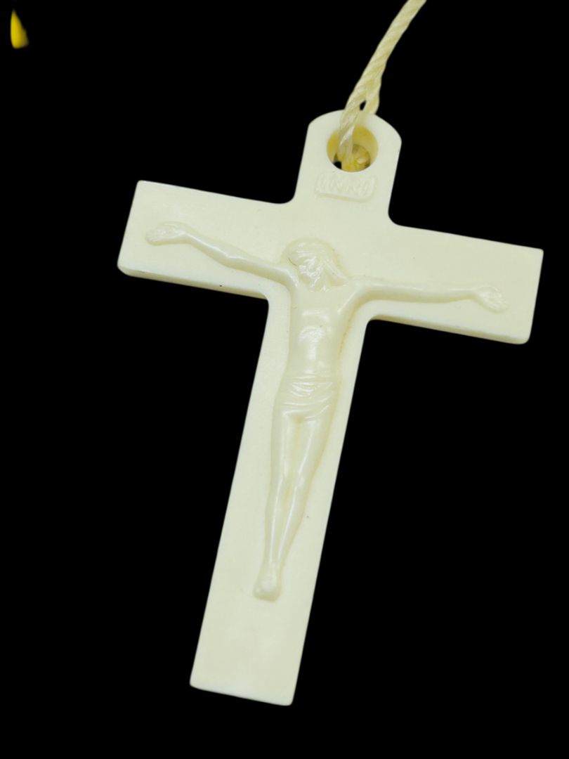 Vintage Yellow Plastic Rosary Beads White Cross