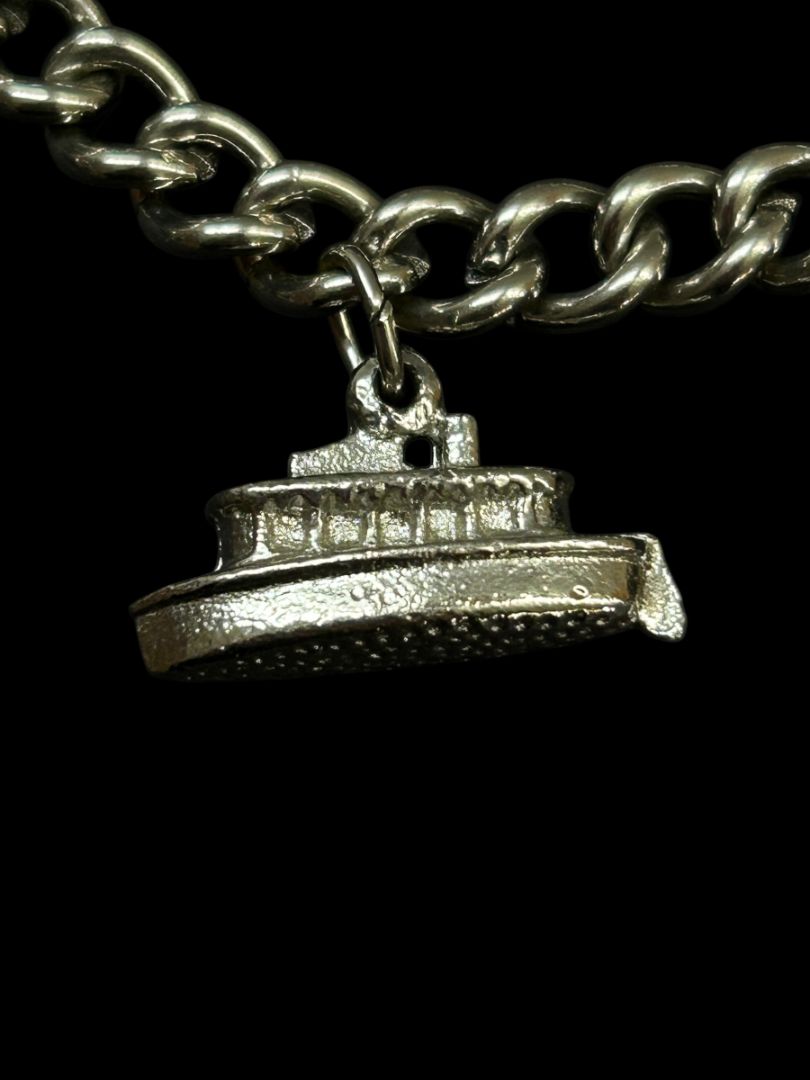 Silvertone Charm Bracelet Travel Theme 6.5" Spring Clasp