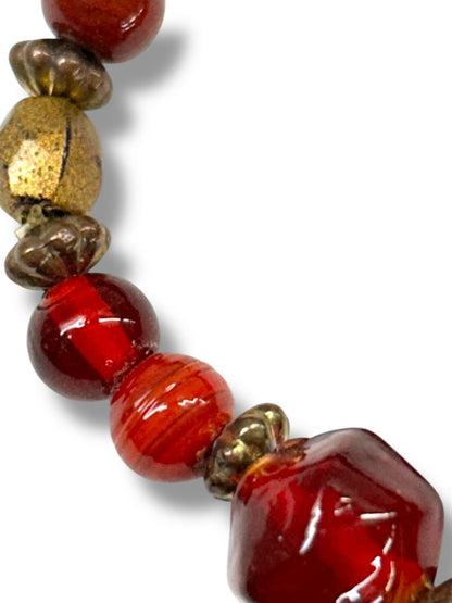 Acrylic Beaded Stretch Bracelet Shades of Red Goldtone