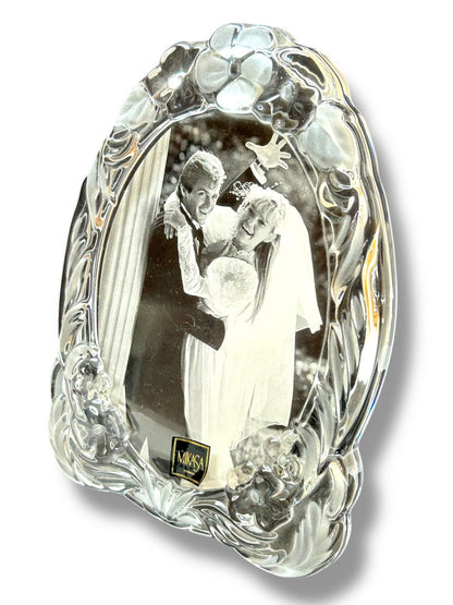 Mikasa Crystal Wedding Photo Frame Oval 8.75" x 6.25 Tabletop Floral