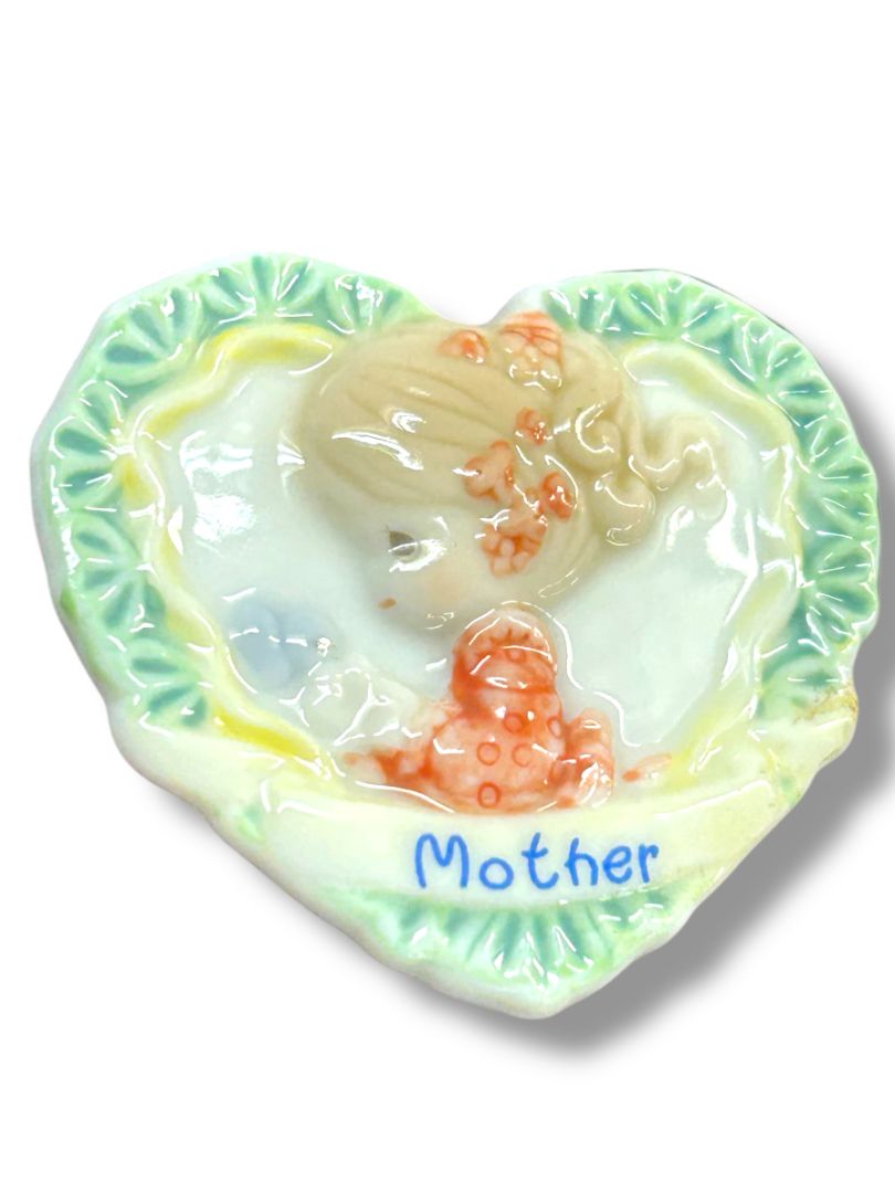 1999 Enesco Ceramic Heart Magnet "Mother" 2"