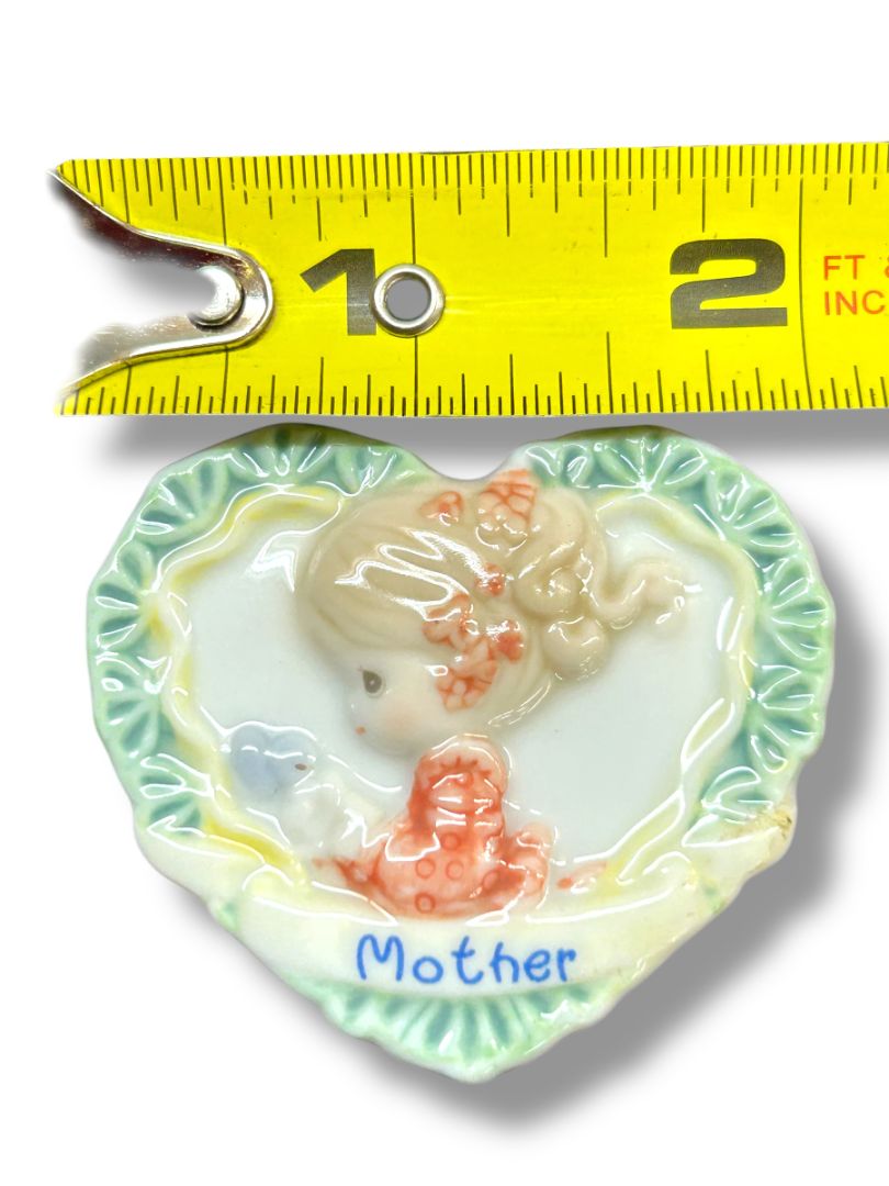 1999 Enesco Ceramic Heart Magnet "Mother" 2"