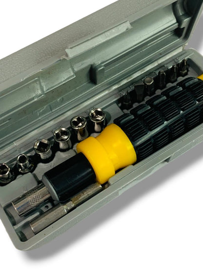 Reversible Ratchet Screwdriver Set 14 Piece Bits and Handle