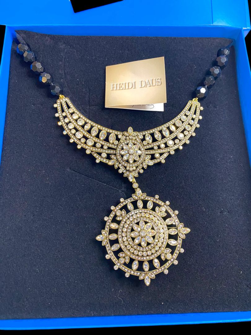 Heidi Daus French Twist Collar Necklace Removable Brooch Black Clear Crystals with Box