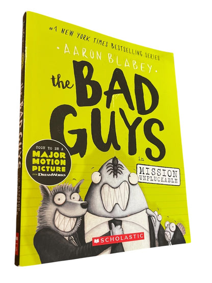 Lot of 7 The Bad Guys Paperback Books #1-6 & 19 Aaron Blabey